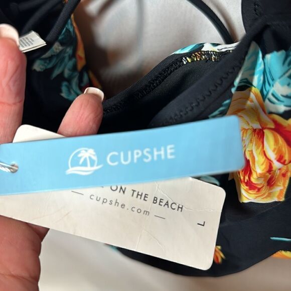 Cupshe One Piece Black Floral Swimsuit. Size L. NWT - Picture 7 of 11